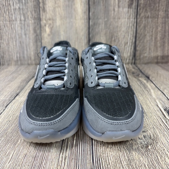 Nike SB PS8 Cool Grey/Metallic Silver/Anthracite/Wolf Grey/Clear Sz 5 FV8493-002 - Picture 4 of 8